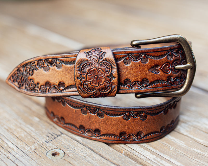 hand_tooled_western_style_leather_belt